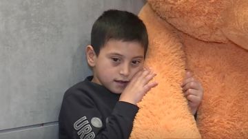 بالفيديو: عمر يعاني... و12 ألف دولار تنقذ حياته بالفيديو: عمر يعاني... و12 ألف دولار تنقذ حياته