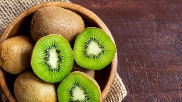 فاكهة تحفز صحة الجلد وتزيد إنتاج الكولاجين! فاكهة تحفز صحة الجلد وتزيد إنتاج الكولاجين!