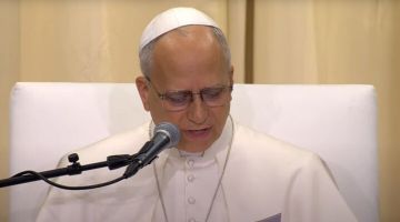 البابا لاوون من مستشفى راهبات دير الصليب: أؤكد أنكم في قلبي وصلاتي البابا لاوون من مستشفى راهبات دير الصليب: أؤكد أنكم في قلبي وصلاتي