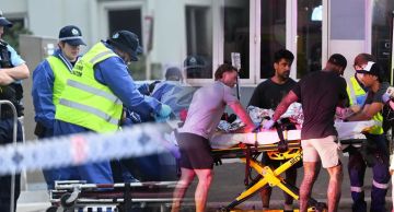 مذبحة بونداي تهز أستراليا: اتهامات بالإرهاب و15 قتيلا في أسوأ هجوم منذ عقود