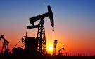 ارتفاع طفيف بأسعار النفط 