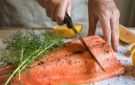 احذروا مخاطر سمك السلمون الصحية