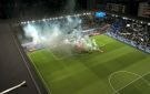 بالفيديو: جماهير غاضبة تحرق الملعب