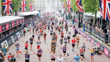 ماراثون لندن يُحقق رقماً قياسياً عالمياً في عدد المشاركين