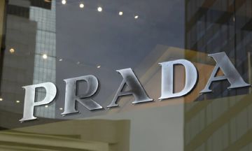  برادا تستحوذ على فيرساتشي مقابل 1.4 مليار دولار