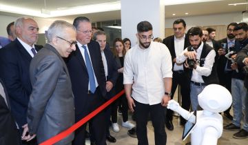 شقير والبساط يطلقان روبوت لخدمة المتعاملين في غرفة بيروت