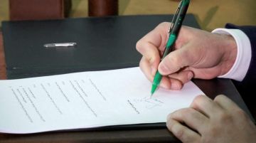 سوريا: الإعلان الدستوري الموقت في مواجهة مغامرين ومخادعين