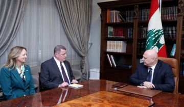 عون: التطبيع لم يطرح علينا والجيش يقوم بواجبه.. الحوار حول السلاح سيكون ثنائيا بين الرئاسة والحزب عون: التطبيع لم يطرح علينا والجيش يقوم بواجبه.. الحوار حول السلاح سيكون ثنائيا بين الرئاسة والحزب