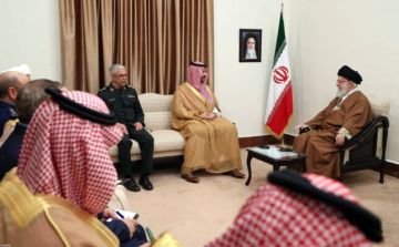 رويترز: السعودية حذرت إيران من تجاهل عرض ترامب لتفادي مواجهة مع إسرائيل رويترز: السعودية حذرت إيران من تجاهل عرض ترامب لتفادي مواجهة مع إسرائيل