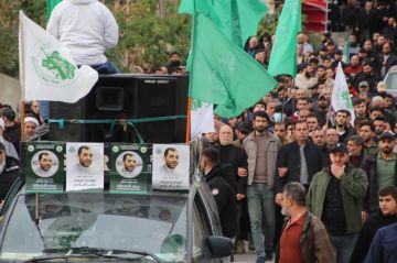 عباس إلى بيروت في 21 أيار للحوار... والدولة تحذر حماس من اللعب بالنار