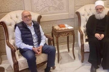 اتصال بين شيخ العقل وجنبلاط.. وبحث في المستجدات