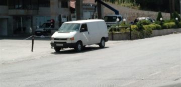 على اوتوستراد بخعون.. الاعتداء على دورية لقوى الأمن من قبل مجموعة من الشبان على اوتوستراد بخعون.. الاعتداء على دورية لقوى الأمن من قبل مجموعة من الشبان