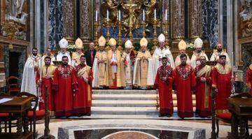 ميناسيان ترأس قداسا في روما لمناسبة يوبيل سنة الرجاء: مدعوون لنكون شهودا أمناء للمسيح ميناسيان ترأس قداسا في روما لمناسبة يوبيل سنة الرجاء: مدعوون لنكون شهودا أمناء للمسيح