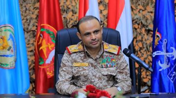 بعد ساعات على العدون الإسرائيلي.. الرئيس المشاط من مطار صنعاء: لن نتراجع عن دعم فلسطين وعلى الصهاينة الاستعداد لصيف ساخن