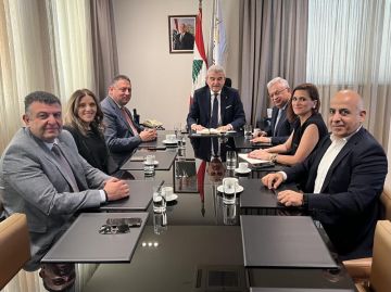 وزير الصناعة يعرض مع تجمع الشركات اللبنانية تحسين ظروف الأعمال والاستثمار