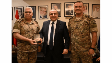 تعاون بين إتحاد المصارف العربية ومركز البحوث بالجيش تعاون بين إتحاد المصارف العربية ومركز البحوث بالجيش