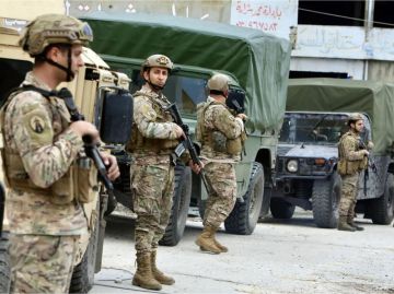 الجيش يتسلم مشتبها به بإطلاق صواريخ نحو الأراضي المحتلة