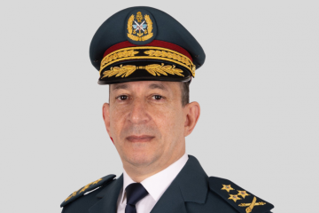 العماد هيكل للعسكريين: أثبتم مجددا أنكم على قدر الثقة والمسؤولية العماد هيكل للعسكريين: أثبتم مجددا أنكم على قدر الثقة والمسؤولية