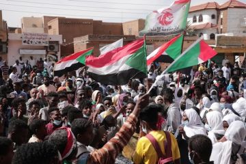 تفاقم الأزمة الإنسانية وسط اتهامات بأسلحة كيميائية ومنع مساعدات في السودان تفاقم الأزمة الإنسانية وسط اتهامات بأسلحة كيميائية ومنع مساعدات في السودان