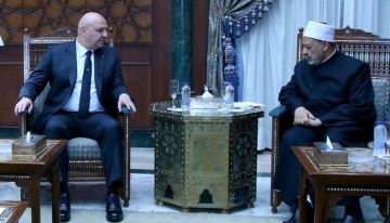 الرئيس عون زار مشيخة الأزهر ودعا الإمام الطيب لزيارة لبنان: المنطقة بحاجة لعقلاء مثلكم