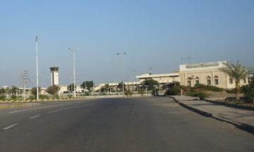 الطيران الحربي الاسرائيلي يستهدف مطار صنعاء الدولي الطيران الحربي الاسرائيلي يستهدف مطار صنعاء الدولي