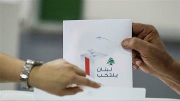 بالجرم المشهود.. أمن الدولة تضبط رشوة انتخابية شمالا! بالجرم المشهود.. أمن الدولة تضبط رشوة انتخابية شمالا!