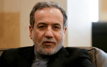 في صحف اليوم: زيارة عراقجي أبعد من توقيع كتاب وخشية أممية من انزلاق الوضع جنوبا إلى تصعيد أكبر