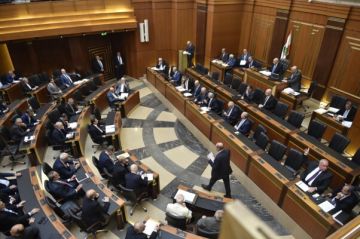 بدء توافد النواب الى ساحة النجمة لاستئناف الجلسة التشريعية عند الساعة السادسة مساء