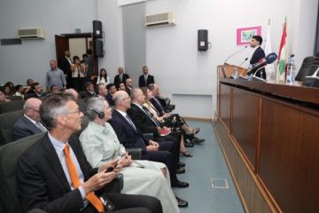 اختتام برنامج الشباب للحوكمة في جامعة القديس يوسف بالشراكة مع وزارة الداخلية اختتام برنامج الشباب للحوكمة في جامعة القديس يوسف بالشراكة مع وزارة الداخلية