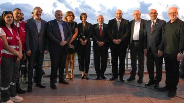 الصليب الأحمر نظم أنشطة توعوية متنوعة لمناسبة الحملة العالمية لمواجهة موجات الحر الصليب الأحمر نظم أنشطة توعوية متنوعة لمناسبة الحملة العالمية لمواجهة موجات الحر