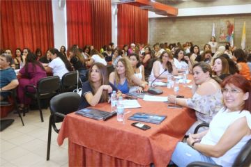 ورشة عمل تربوية في جامعة سيدة اللويزة بعنوان: مهارات التفكير سبيل لشخصية متكاملة عند المتعلم ورشة عمل تربوية في جامعة سيدة اللويزة بعنوان: مهارات التفكير سبيل لشخصية متكاملة عند المتعلم