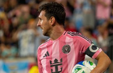 ميسي يعادل رقما تاريخيا ويصعد إنتر ميامي في صدارة الدوري الأميركي