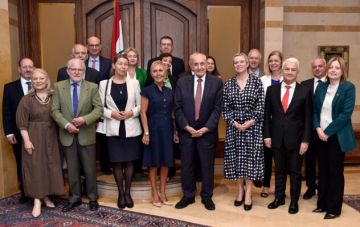 بري استقبل سفراء دول الإتحاد الأوروبي: لبنان ماض بإنجاز كل ما يتصل بعملية الإصلاح المالي والقضائي بري استقبل سفراء دول الإتحاد الأوروبي: لبنان ماض بإنجاز كل ما يتصل بعملية الإصلاح المالي والقضائي