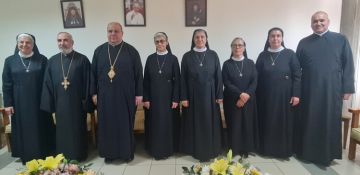 المطران إبراهيم هنأ الرئيسة العامة الجديدة للراهبات المخلصيات: نقدر دورها بحمل رسالة الكنيسة المطران إبراهيم هنأ الرئيسة العامة الجديدة للراهبات المخلصيات: نقدر دورها بحمل رسالة الكنيسة