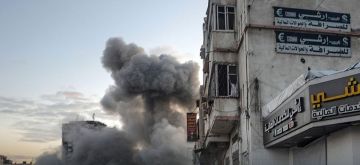 مجزرة جديدة في رفح.. عشرات الشهداء والجرحى جراء عدوان إسرائيلي على منتظري المساعدات الإنسانية مجزرة جديدة في رفح.. عشرات الشهداء والجرحى جراء عدوان إسرائيلي على منتظري المساعدات الإنسانية