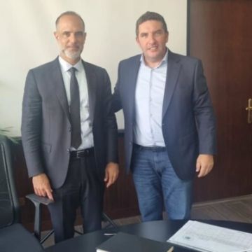 وفد بلدية زغرتا- إهدن عرض مع رسامني شؤونا إنمائية ومشاريع حيوية تخص المنطقة