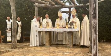 طربيه احتفل بعيد القديس شربل في بقاعكفرا: نطلب حمايته لأننا بكنيسة لبنان والمنطقة نحتاج للسلام طربيه احتفل بعيد القديس شربل في بقاعكفرا: نطلب حمايته لأننا بكنيسة لبنان والمنطقة نحتاج للسلام