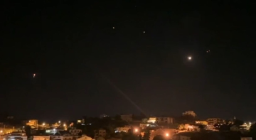 النشرة: الطيران الحربي الاسرائيلي القى بالونات حرارية فوق البيسارية-تبنا