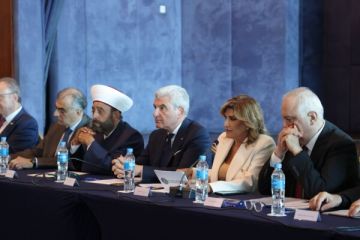 عيسى الخوري تعليقا على رفع الحصانة عن بوشكيان: لا أحد فوق المساءلة ولا تراجع عن معركة بناء ادارة خاضعة لمساءلة القانون عيسى الخوري تعليقا على رفع الحصانة عن بوشكيان: لا أحد فوق المساءلة ولا تراجع عن معركة بناء ادارة خاضعة لمساءلة القانون