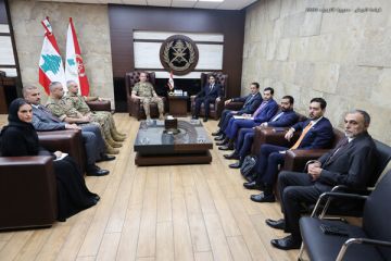 قائد الجيش التقى مدير عام صندوق قطر للتنمية: نثمن المبادرات القطرية لدعم أمن لبنان خلال الظروف الاستثنائية قائد الجيش التقى مدير عام صندوق قطر للتنمية: نثمن المبادرات القطرية لدعم أمن لبنان خلال الظروف الاستثنائية