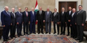 الرئيس عون نفى الأخبار عن دخول مجموعات للبنان: نحذر من أعداء الداخل الذين يلعبون على الوتر الطائفي