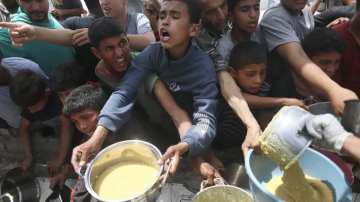 شعب غزة يفتقر إلى أبسط مقومات الحياة فيما الدول العربية والأنظمة الخانعة تقدم مليارات الدولارات لأميركا(تقرير)