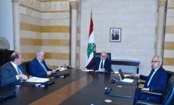 سلام بحث مع البساط وجابر وسعيد المستجدات المالية والاقتصادية واستقبل بلاسخارت وسفير تونس سلام بحث مع البساط وجابر وسعيد المستجدات المالية والاقتصادية واستقبل بلاسخارت وسفير تونس