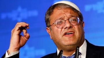 بن غفير: سأعارض صفقة التبادل وسأتخذ قرارا بالوقت المناسب بشأن الانسحاب من الحكومة بن غفير: سأعارض صفقة التبادل وسأتخذ قرارا بالوقت المناسب بشأن الانسحاب من الحكومة