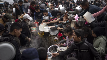 دعما لغزة وتنديدا بسياسة التجويع.. وقفات احتجاجية في مدن أوروبية