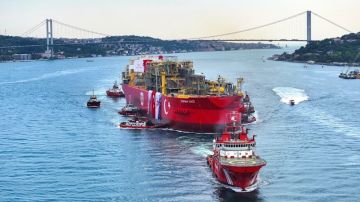 تركيا ترفع رسوم عبور السفن من البوسفور والدردنيل بنسبة 15 تركيا ترفع رسوم عبور السفن من البوسفور والدردنيل بنسبة 15