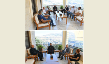 الراعي عرض شؤونا كنسية ورعوية مع زواره في الديمان الراعي عرض شؤونا كنسية ورعوية مع زواره في الديمان