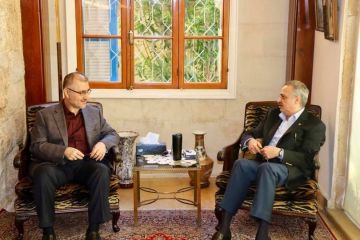 لقاء بين الحاج حسين الخليل والأمير طلال إرسلان في خلدة... الأعمال الشنيعة في السويداء وجوارها تحدم المخطط الصهيوني لقاء بين الحاج حسين الخليل والأمير طلال إرسلان في خلدة... الأعمال الشنيعة في السويداء وجوارها تحدم المخطط الصهيوني