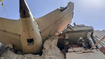 انقطاع الوقود عن محركي الطائرة الهندية قبل تحطمها