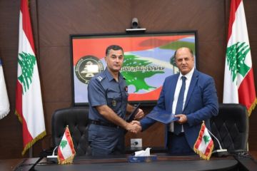 رئيس الجامعة الإسلامية وقع مع المديرية العامة للامن الداخلي بروتوكول تعاون أكاديمي